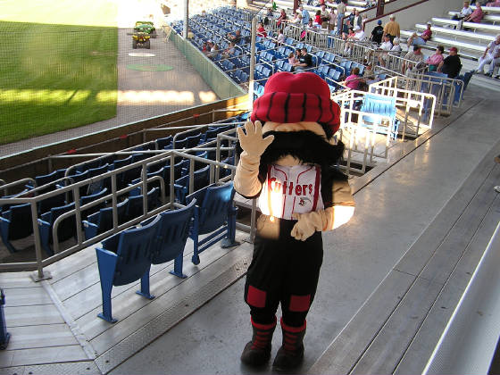 Rusty the Crosscutters mascot